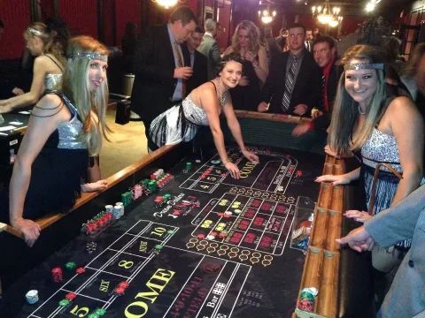 How Can a Scottsdale Casino Night Bring People Together for Good?